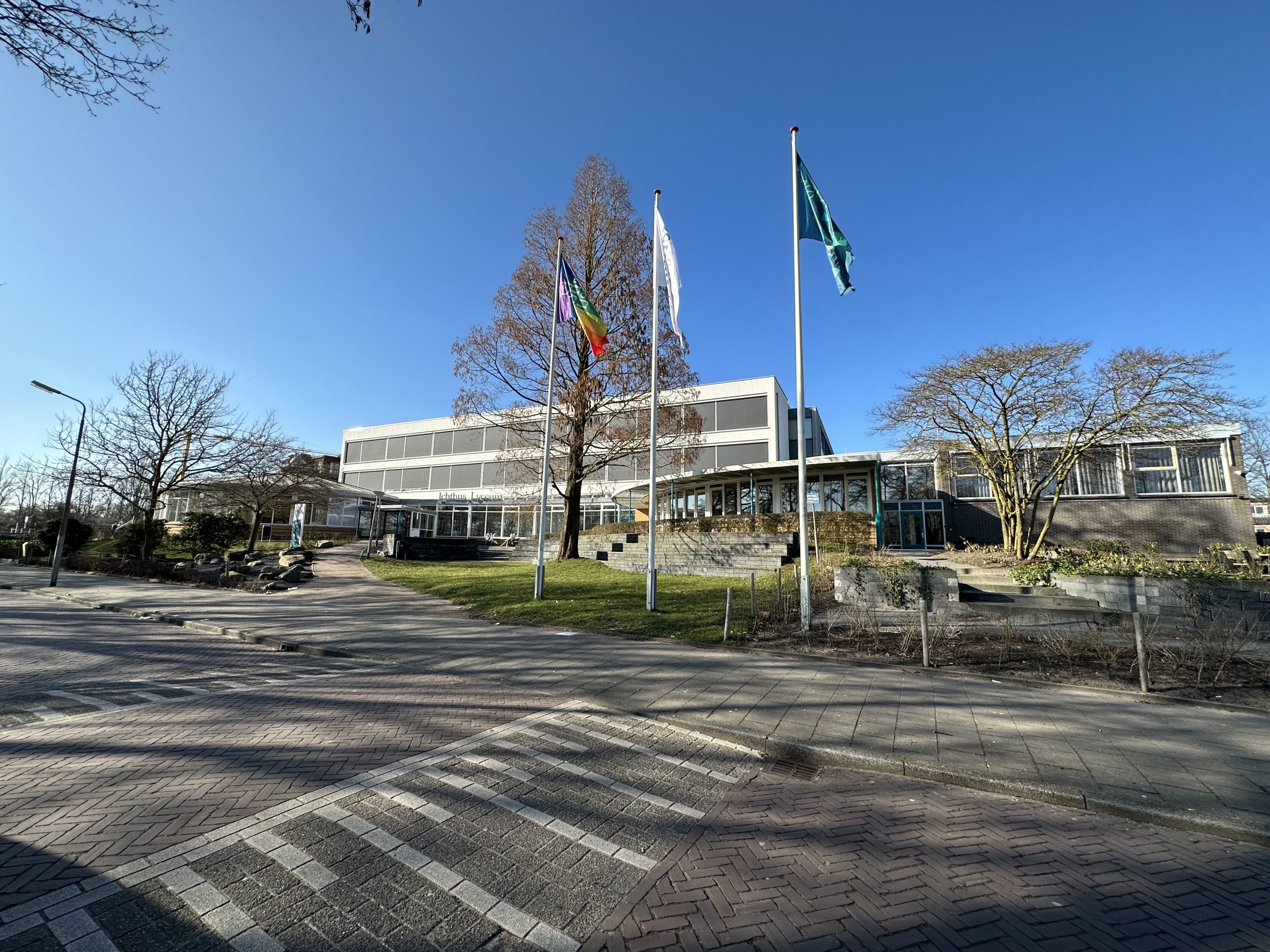 Een krachtige synergie in zonwering en besturing