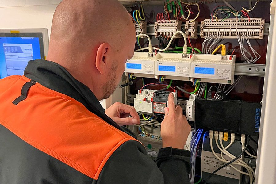 Remote service als verlengstuk van het installatiewerk 